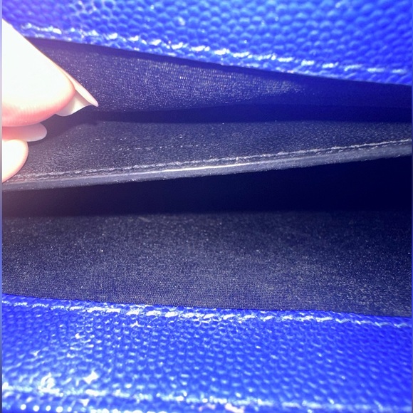 Blue Medium YSL Saint Laurent Kate Bag. In Excellent condition. - Picture 4 of 13
